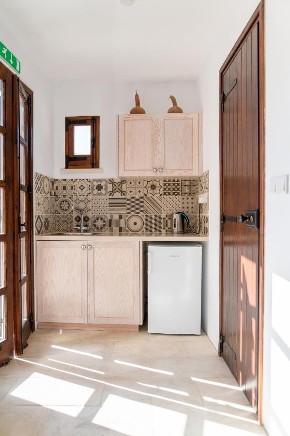 Aparthotel Droshia Traditional Homes, Coco-mat Full Experience *