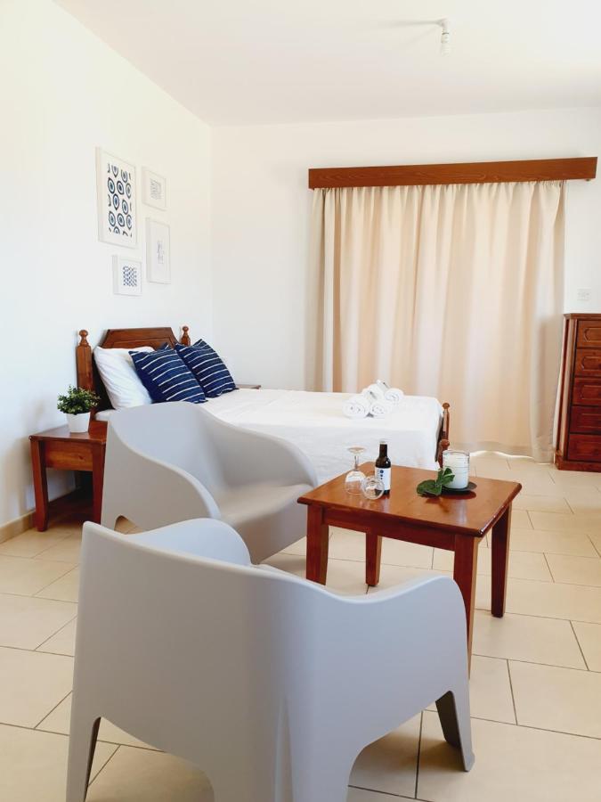 Apartment Ouloupia