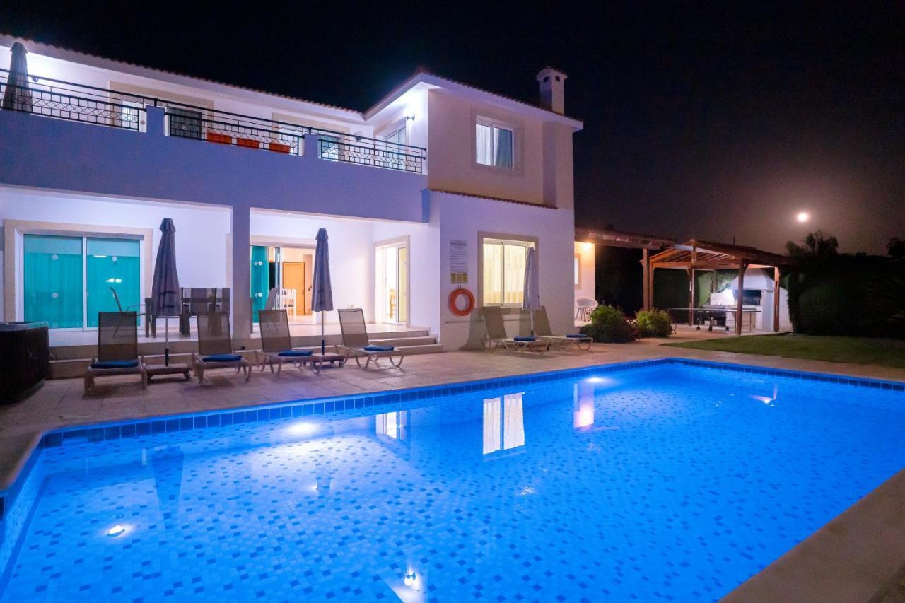 Bella Katerina By Prestige Bookings Villa