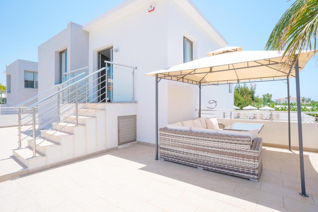 Oniros By Prestige Bookings Peyia
