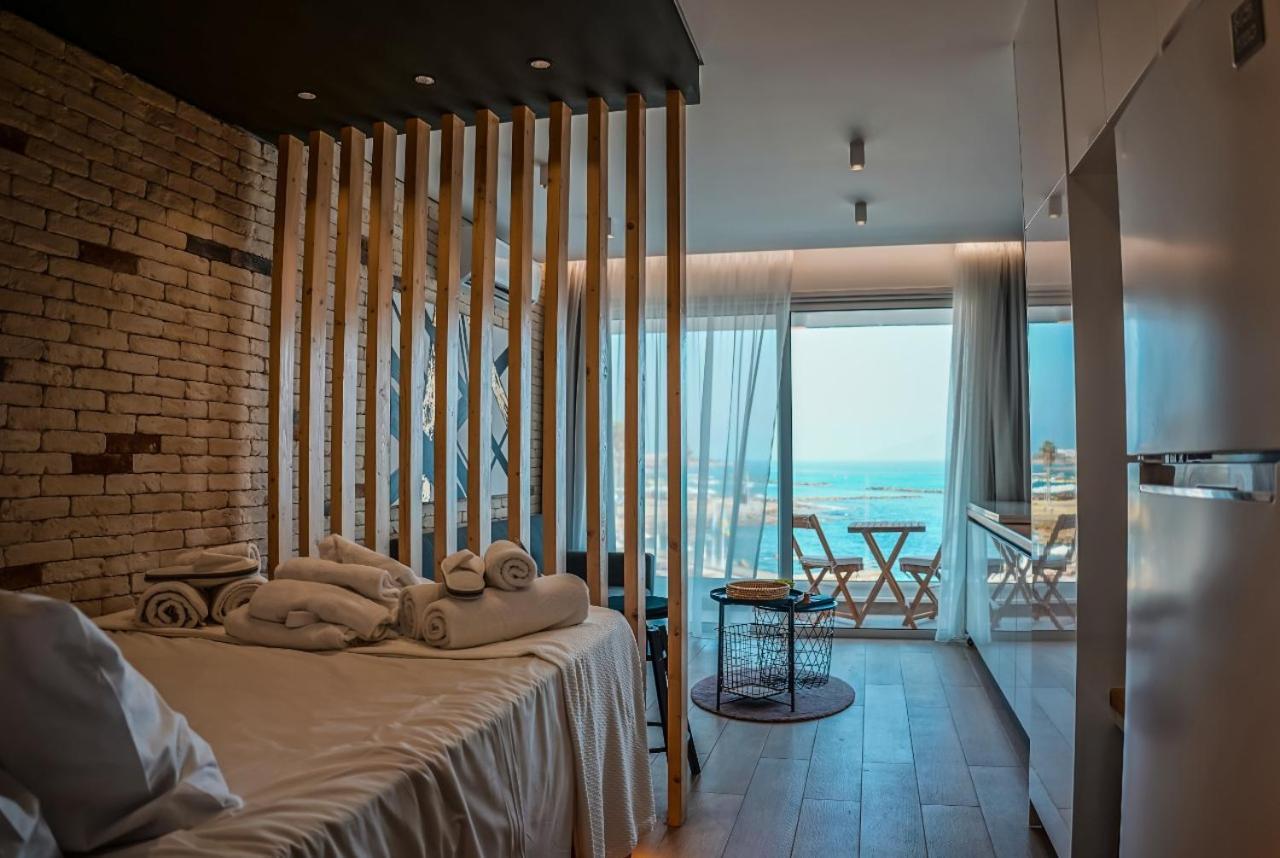 Cosea Living: Seaside Luxury In Harbour 107a *