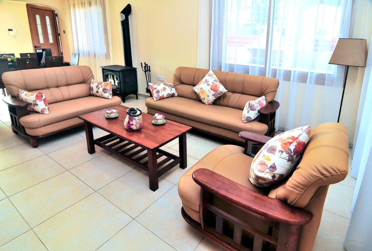 Chronas By Prestige Bookings