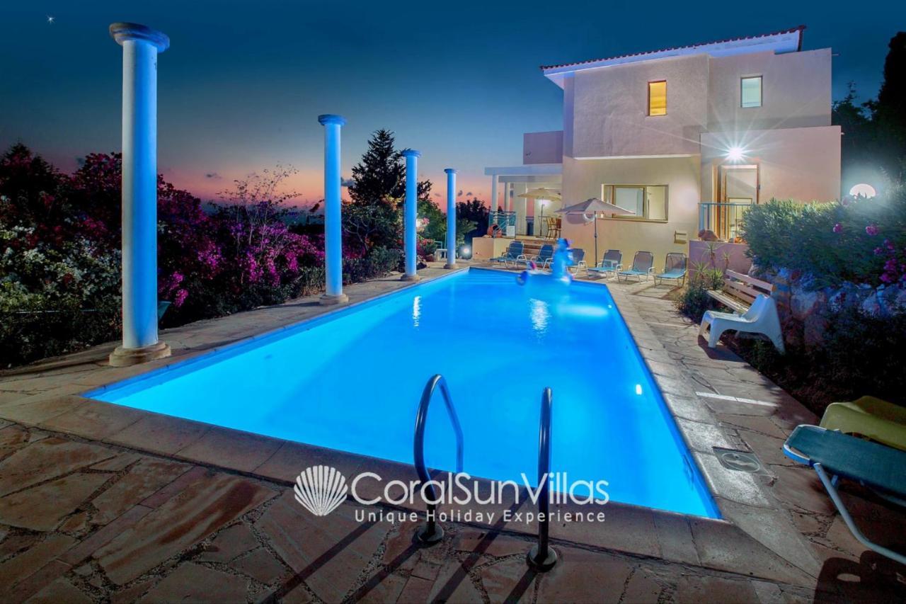 Wonderful Quiet Area,complete Privacy,large Pool, Colorful Garden, Jacuzzi/sauna