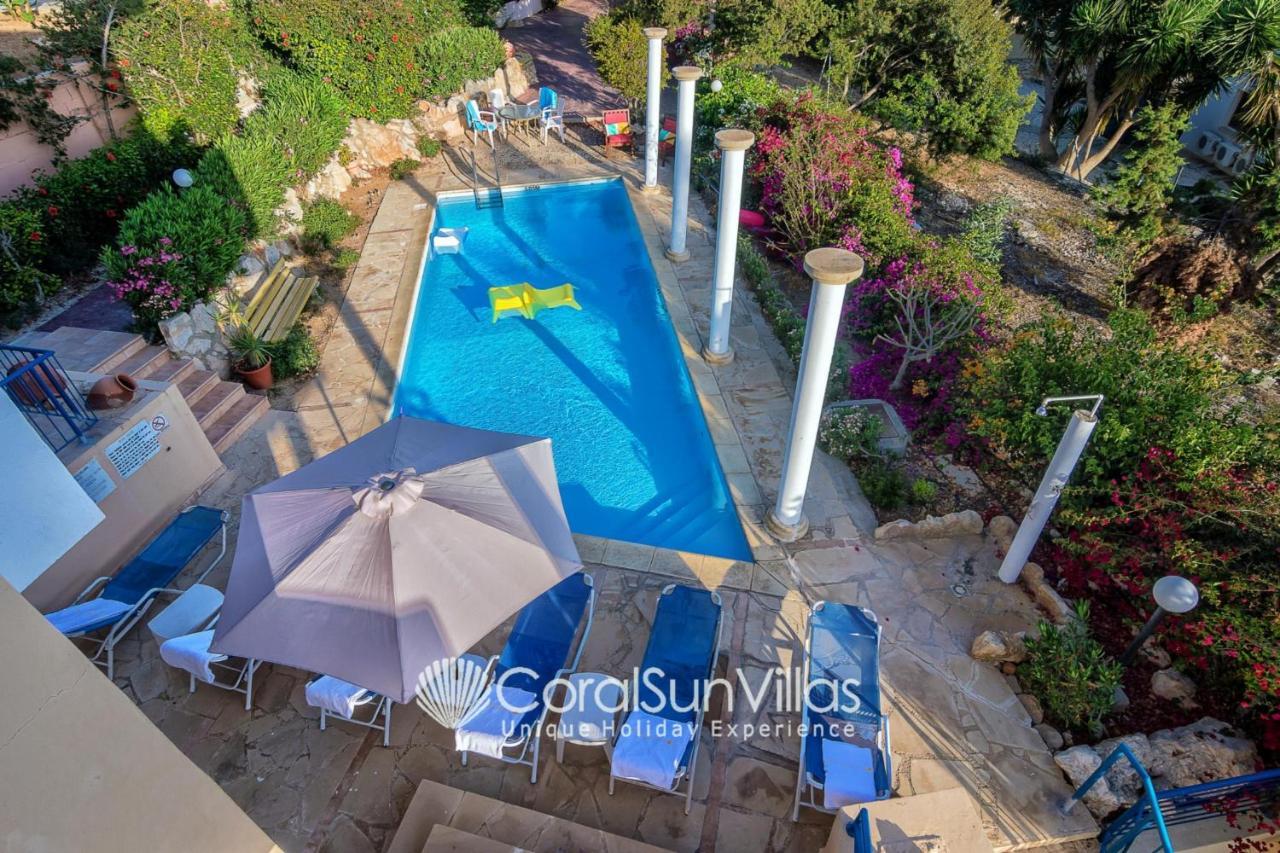 Wonderful Quiet Area,complete Privacy,large Pool, Colorful Garden, Jacuzzi/sauna Peyia