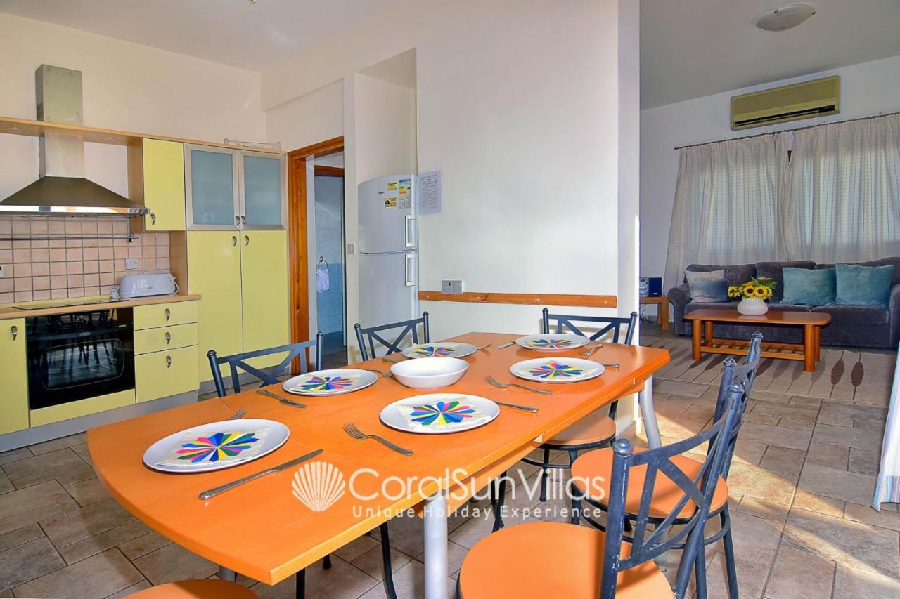 Villa Wonderful Quiet Area,complete Privacy,large Pool, Colorful Garden, Jacuzzi/sauna *