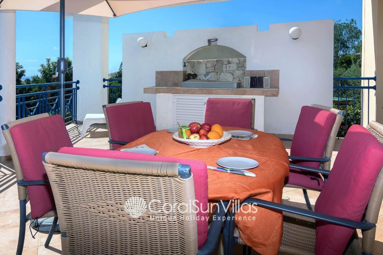 Wonderful Quiet Area,complete Privacy,large Pool, Colorful Garden, Jacuzzi/sauna Villa