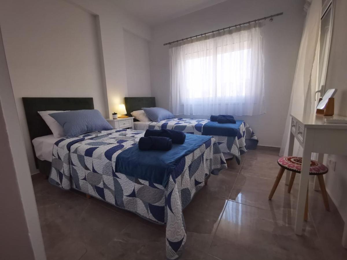 Hawaii 41 * Limassol