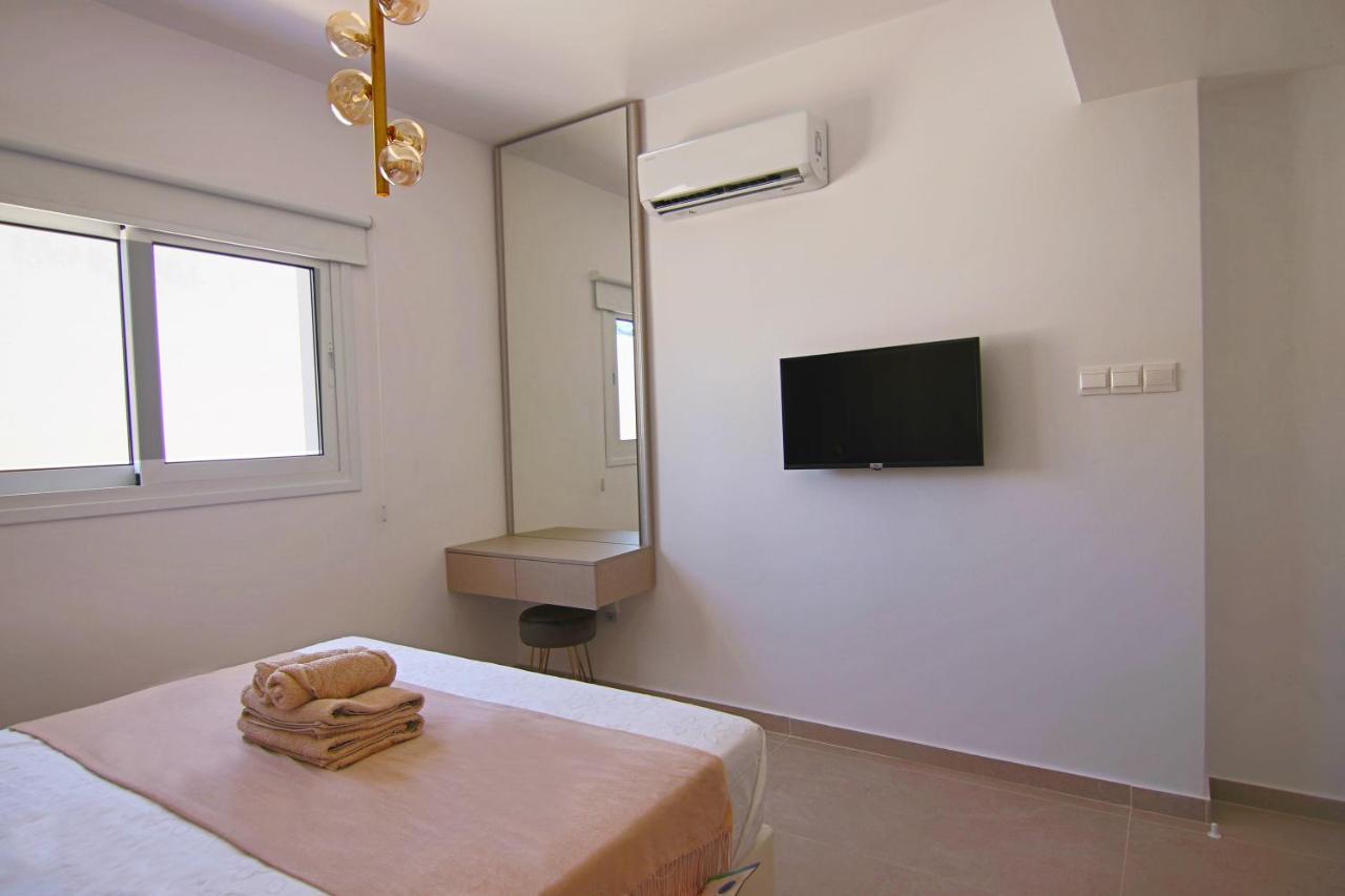 Phaedrus Living: Seaview Luxury Flat Limnaria 151 Paphos