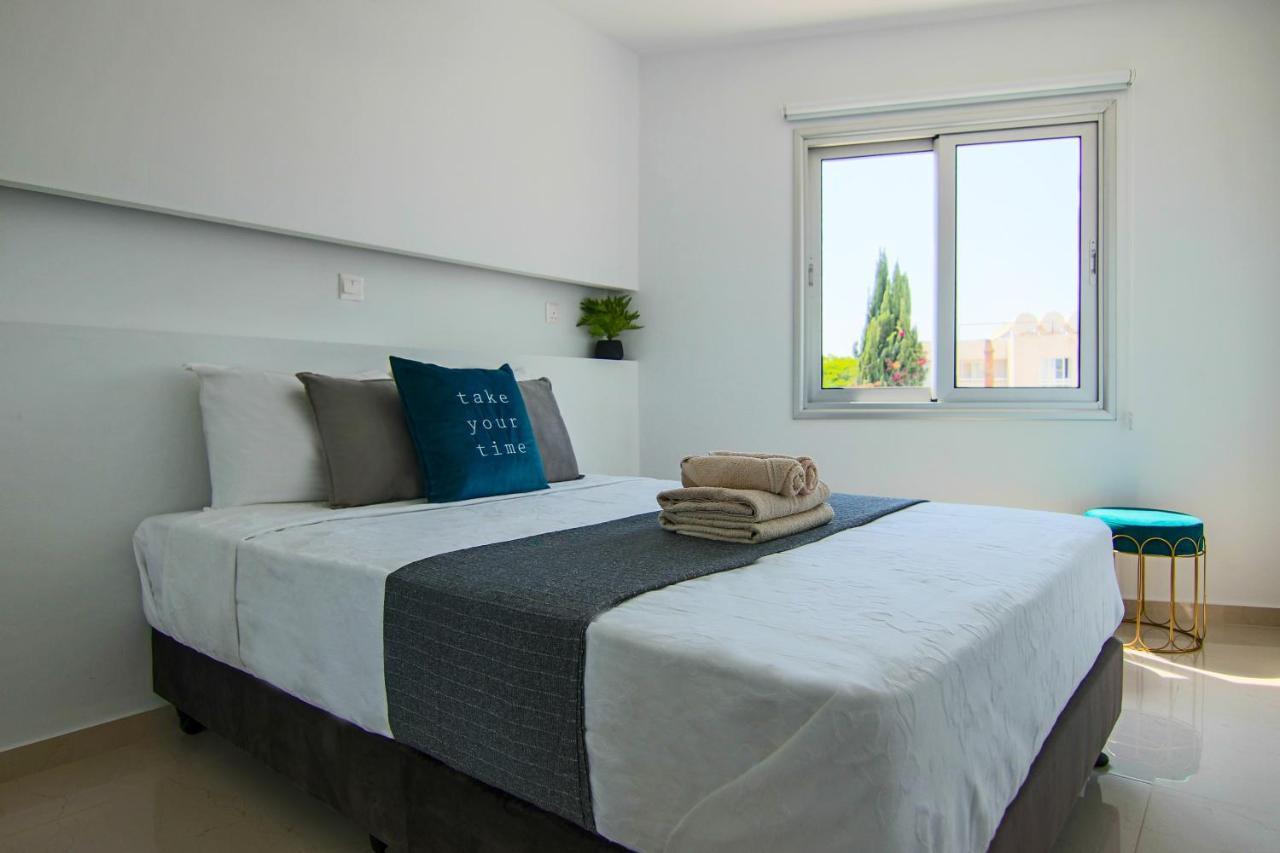 Phaedrus Living: Seaside Luxury Flat Lighthouse 65 Paphos