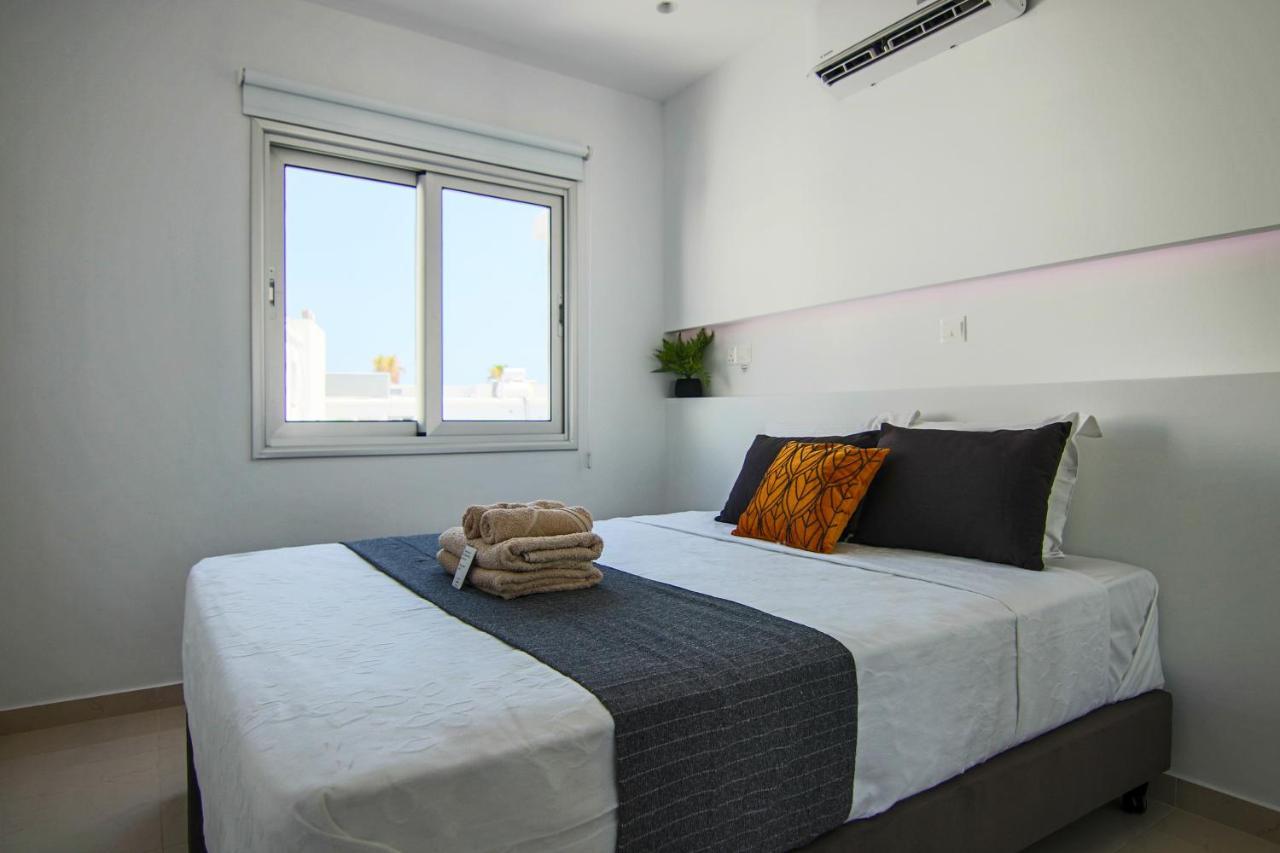 Phaedrus Living: Seaside Luxury Flat Lighthouse 65 * Paphos