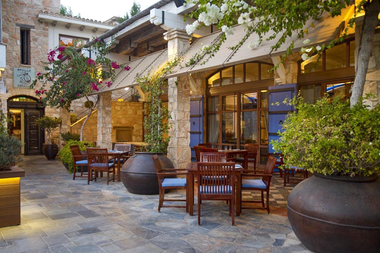 Columbia Hotel Pissouri