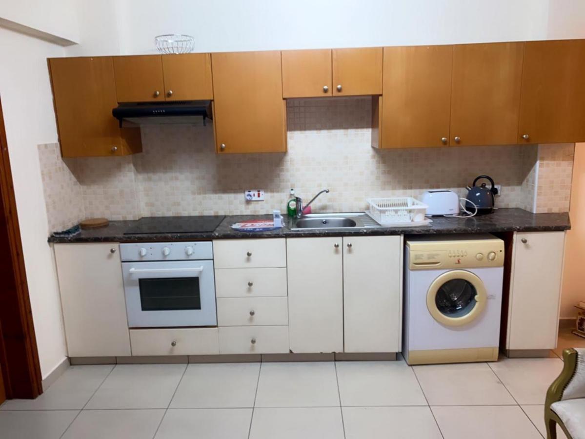 Larnaca Beach Apartment * Lárnaca