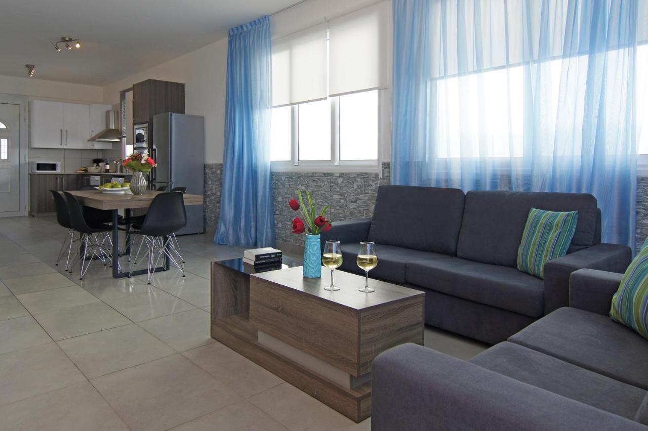 Ivory - Seafront Villa Ayia Napa