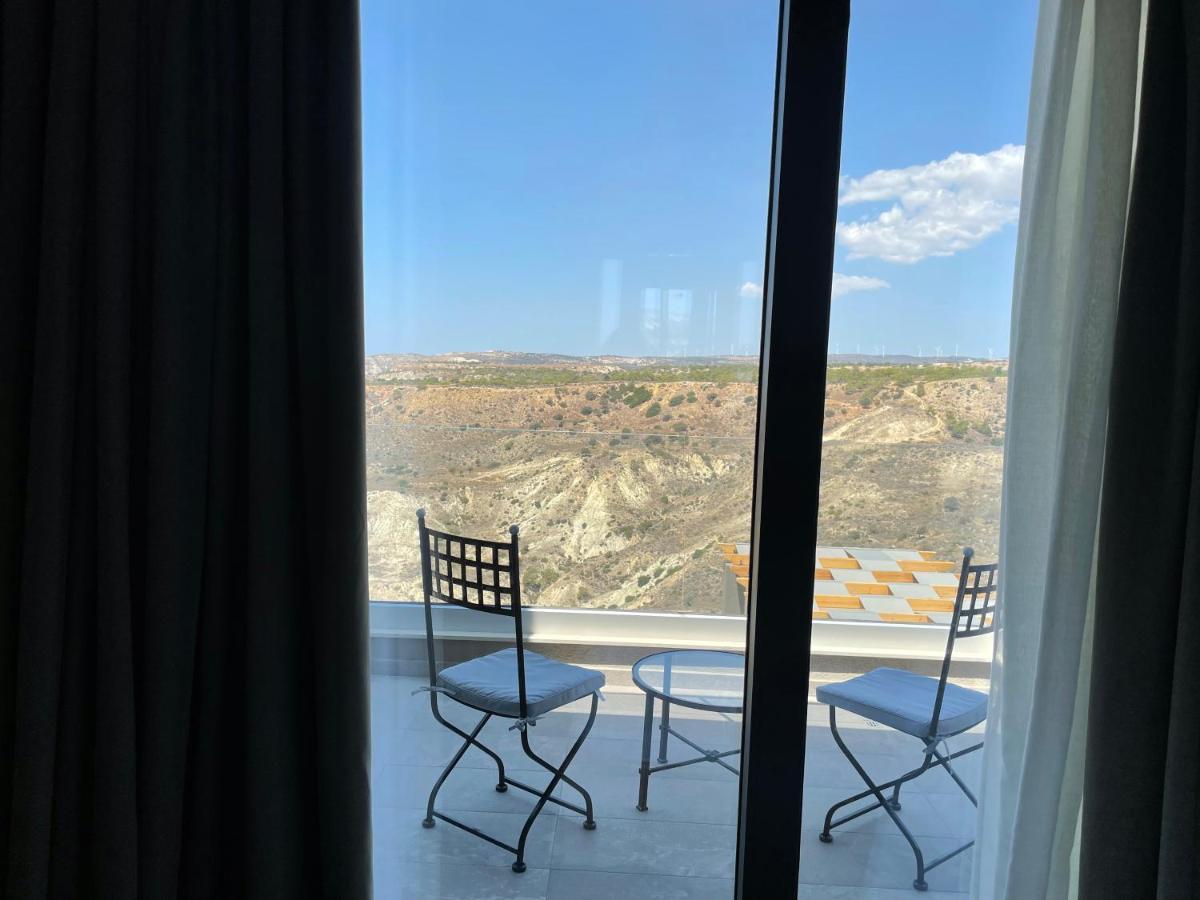Windhill Edge Pissouri