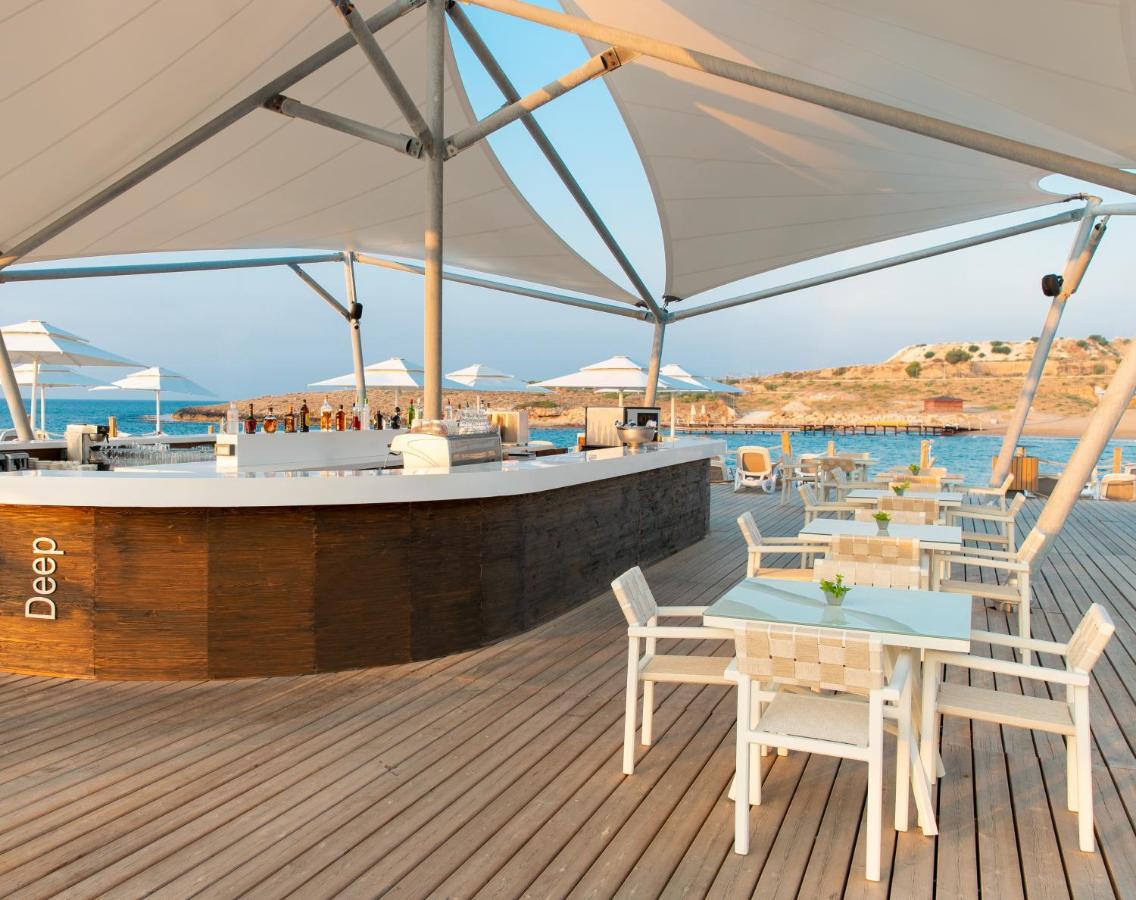 Elexus Hotel Resort & Spa & Casino Hotel