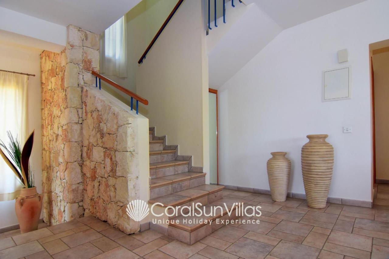 Villa Zeus Sublime 5 Bedrms Heated Pool By Coral Sun Villas,