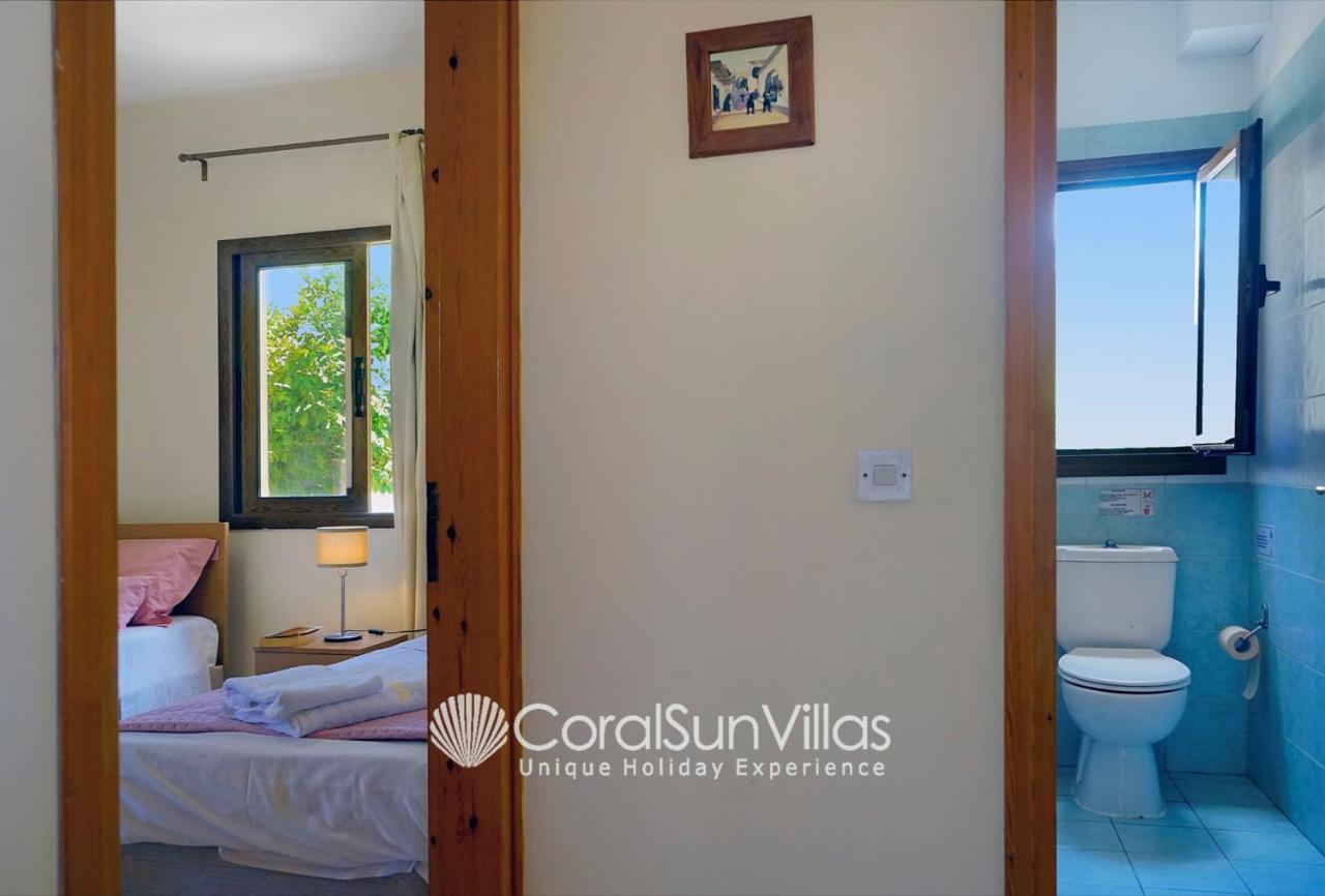 Villa Zeus Sublime 5 Bedrms Heated Pool By Coral Sun Villas,
