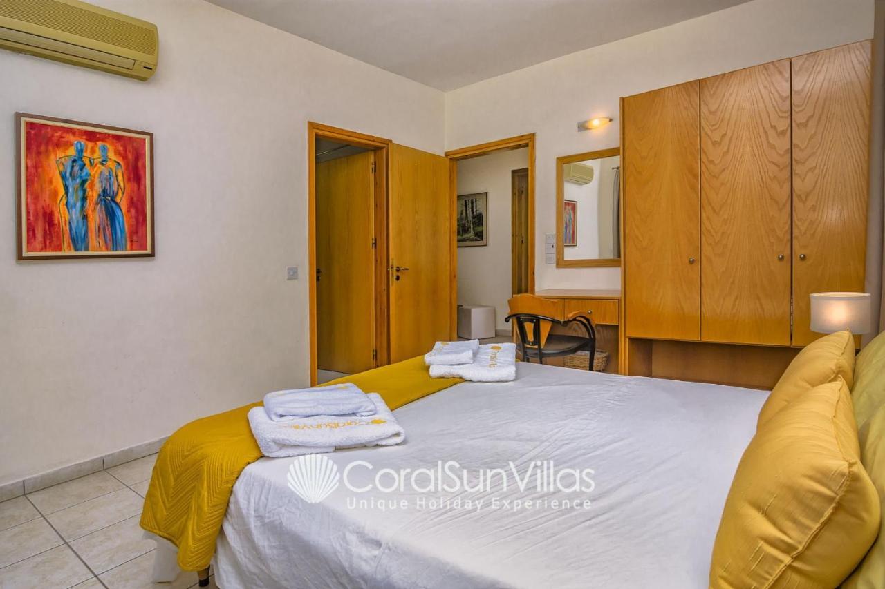 Zeus Sublime 5 Bedrms Heated Pool By Coral Sun Villas, Villa