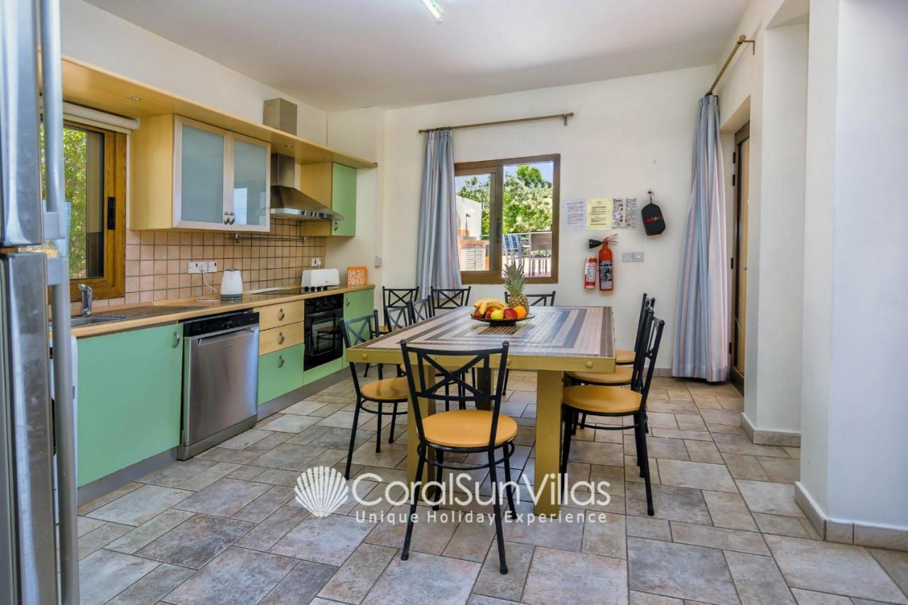 Zeus Sublime 5 Bedrms Heated Pool By Coral Sun Villas, Villa *