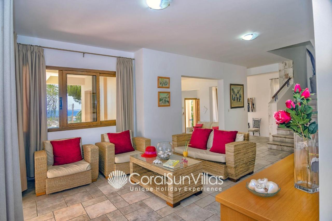 Zeus Sublime 5 Bedrms Heated Pool By Coral Sun Villas, Villa Coral Bay