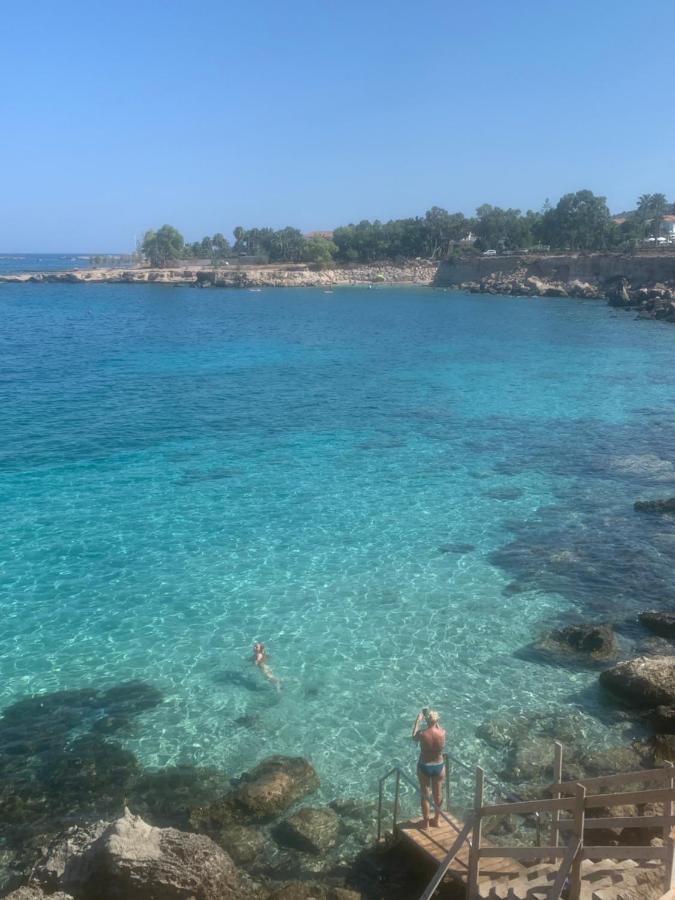 One-bedroom Apartment, 30m From The Apartment Protaras
