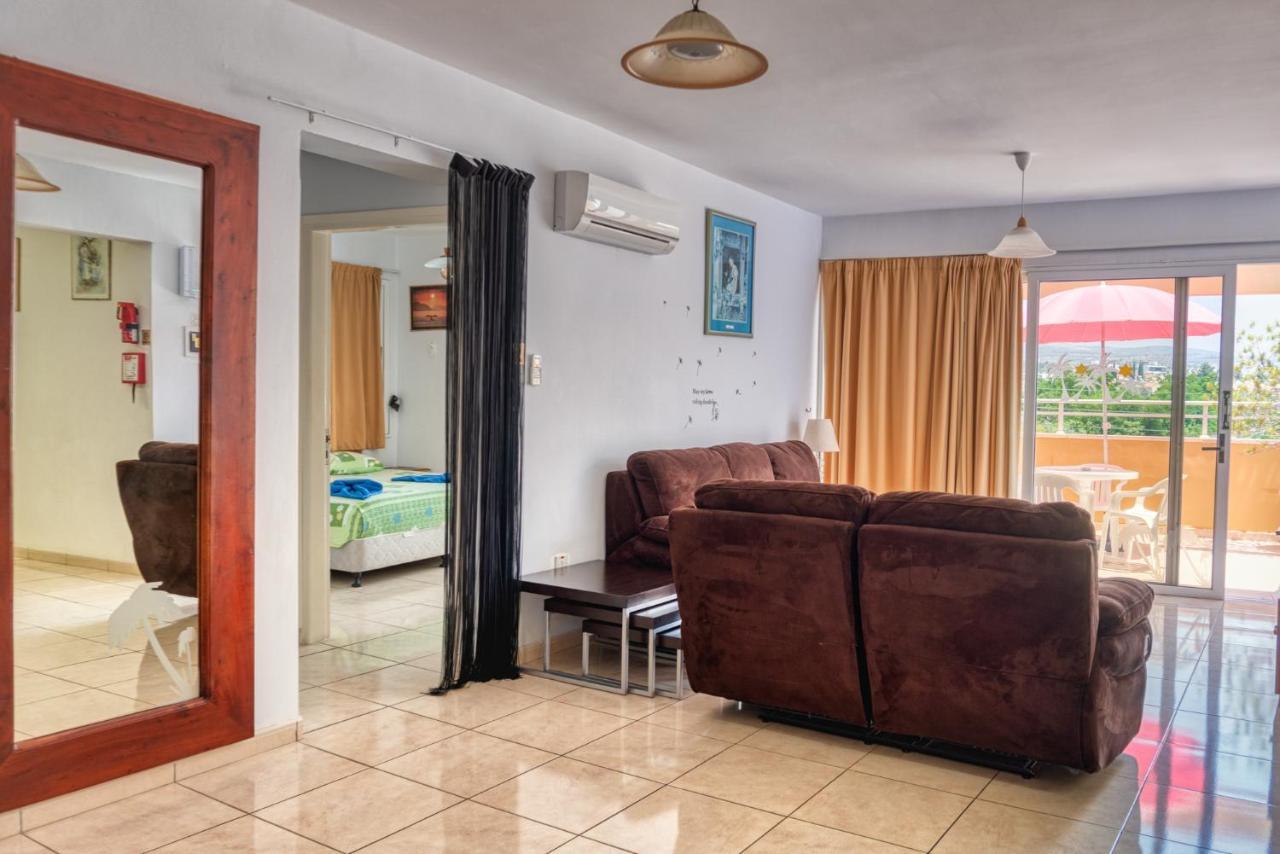 Apollonia Aparthotel 2*