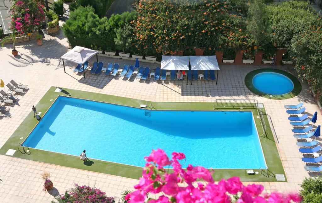 Navarria Blue 3* Limasol