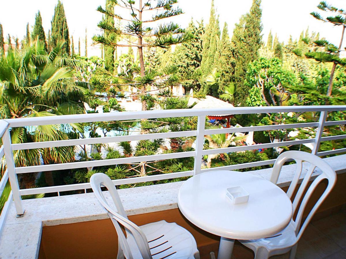 Apollonia 2* Paphos