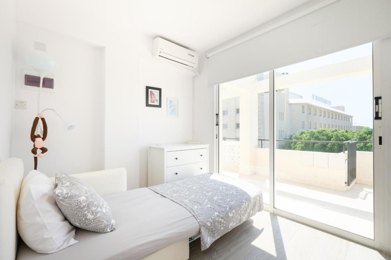 Seaview 3 Bedroom Kings Road Penthouse Apartamento