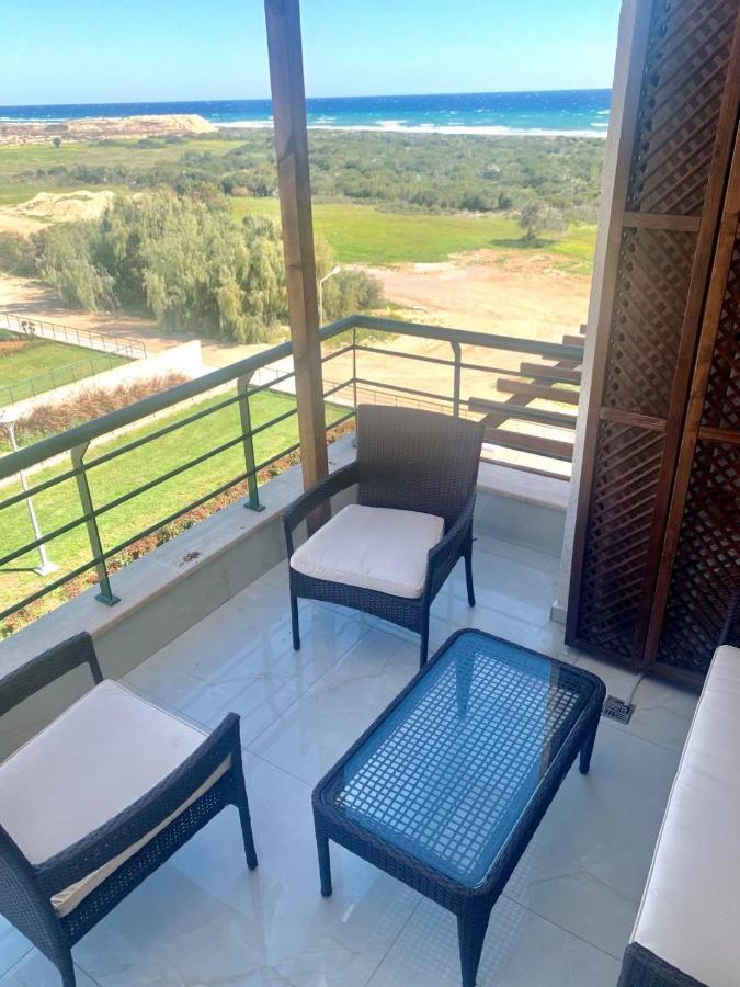 Relaxing Penthouse Suites By The Sea Apartment