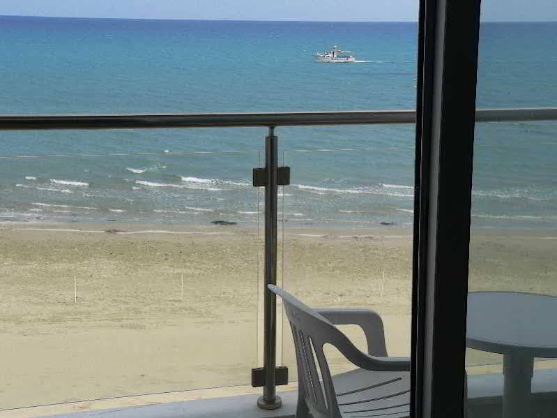 Aparthotel Costantiana Lárnaca