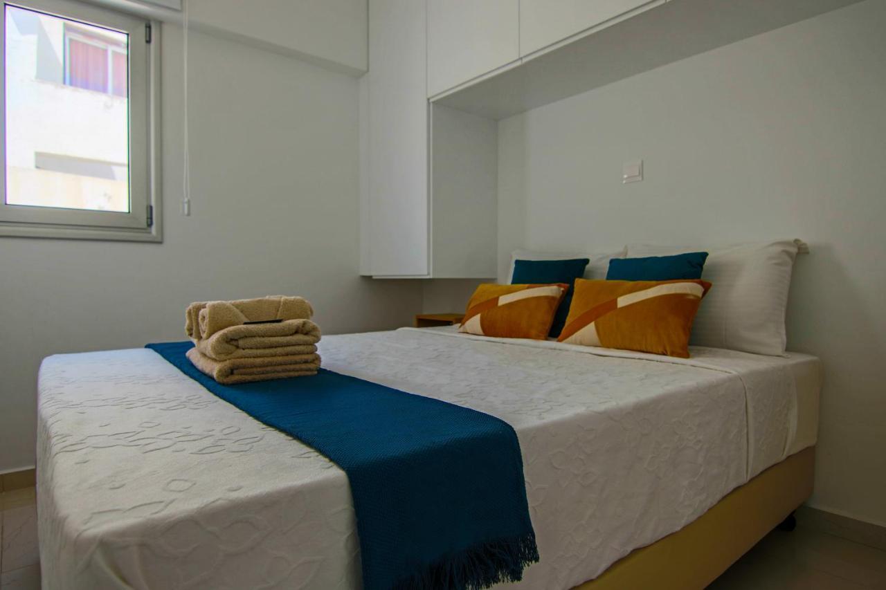 Phaedrus Living: Seaview Gold Flat Lighthouse 48 Apartamento Paphos