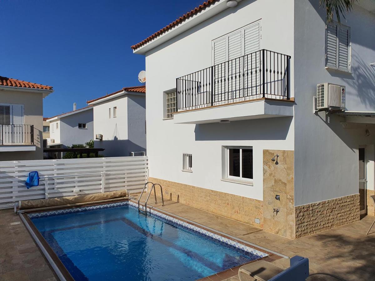 Sea View With Private Pool *