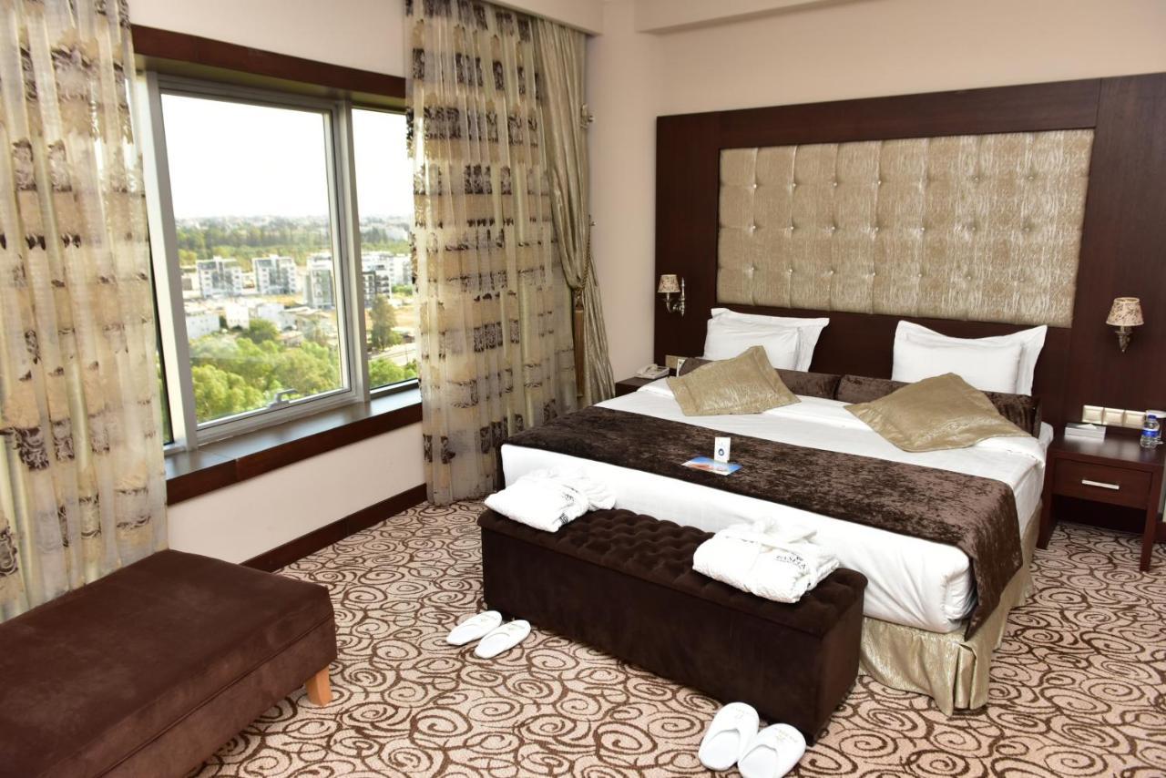 Grand Pasha & Casino 5* Nicosia