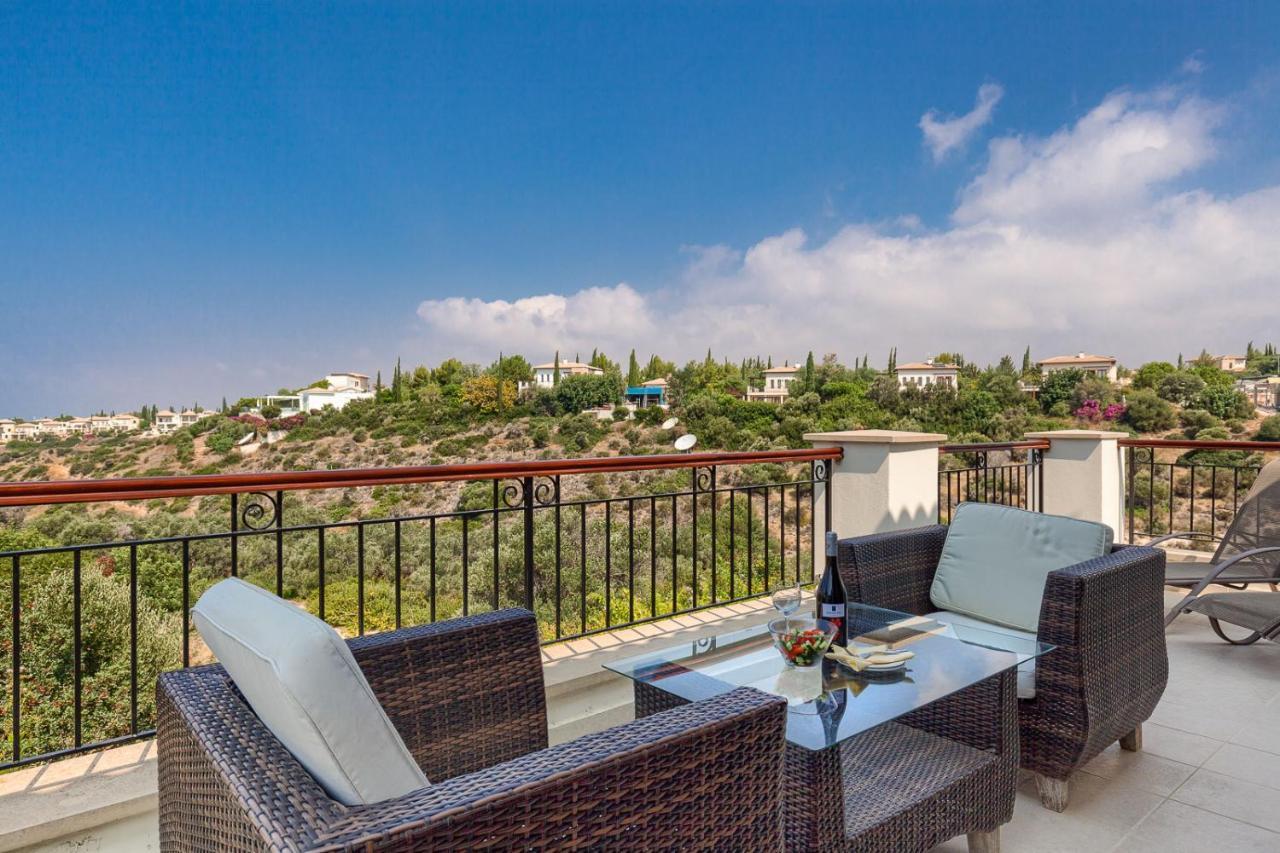 Aphrodite Hills 4*