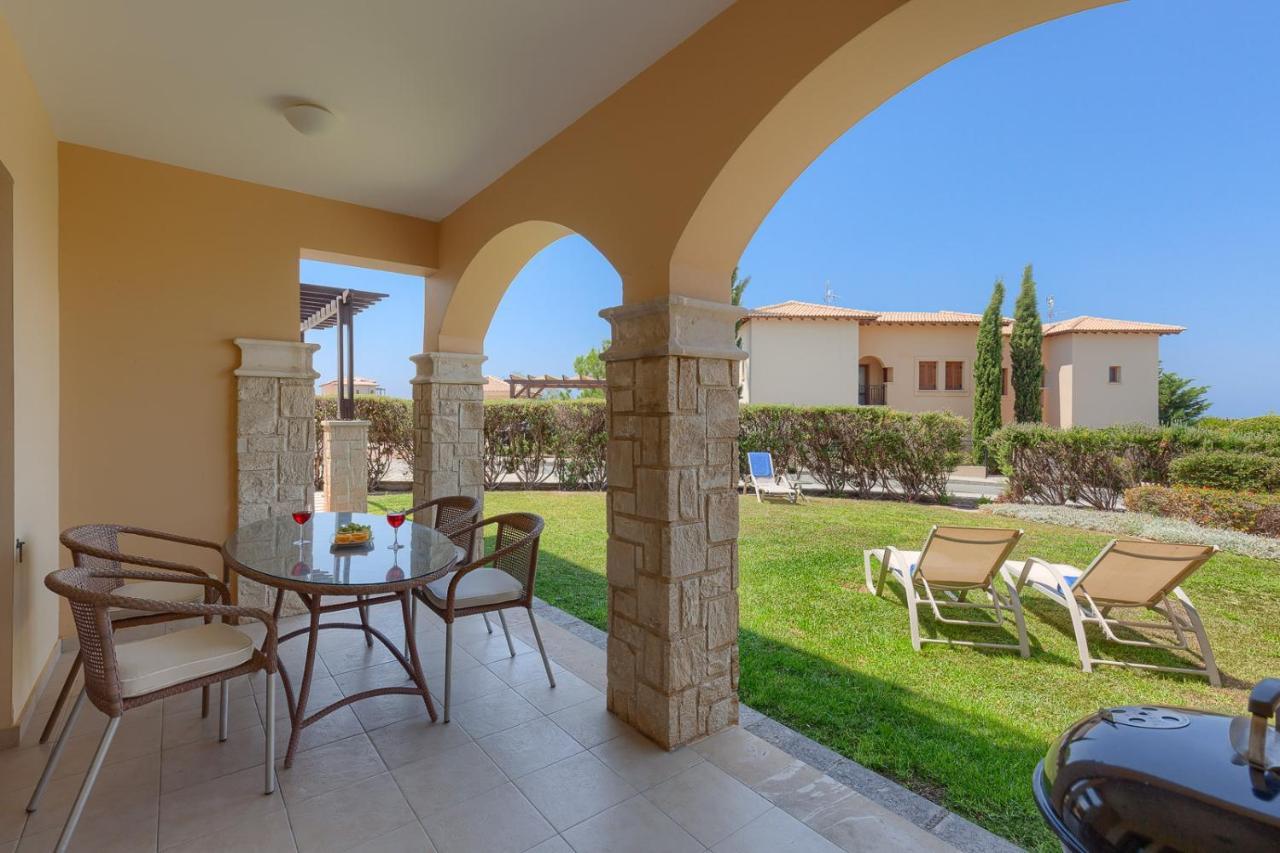 Aphrodite Hills - 4*