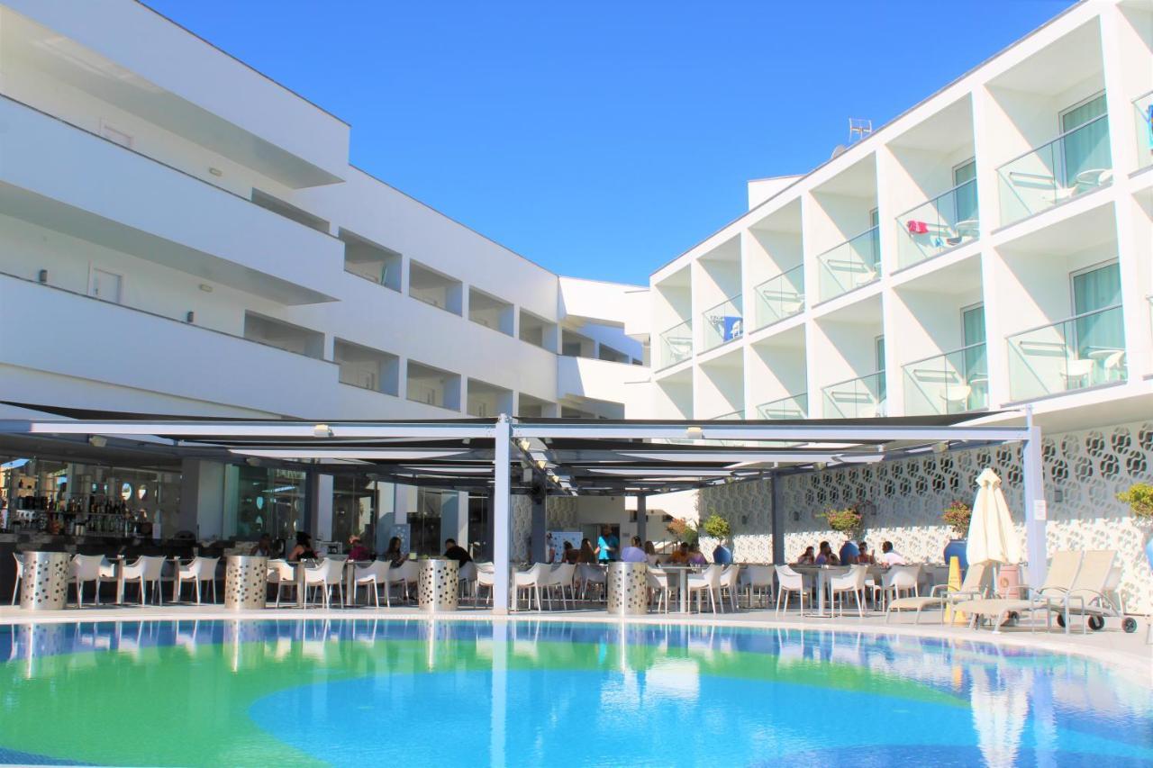 Hotel River Rock 3*