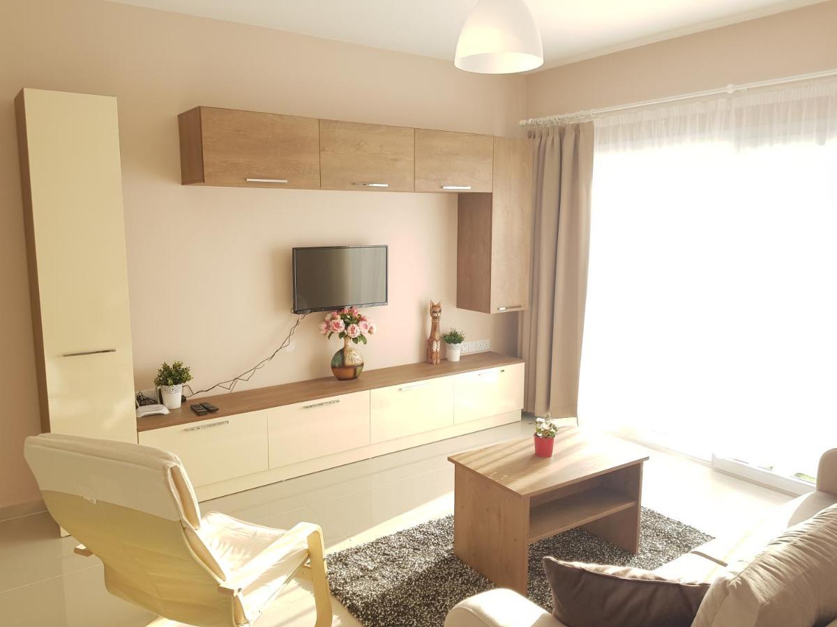 Northern Cyprus Trikomo, Iskele, Long Beach, Caesar 6 * Famagusta (Northern Cyprus)