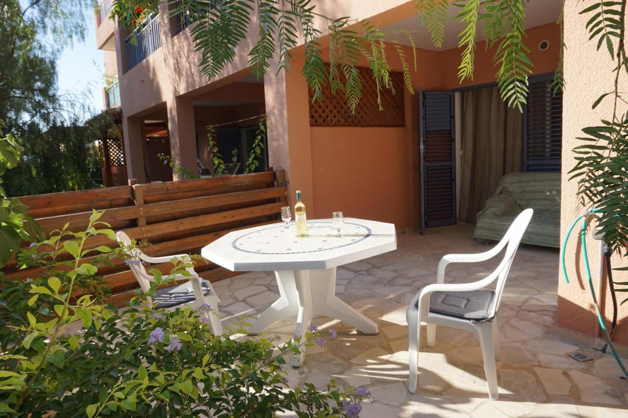Limnaria Gardens Paphos, Near Apartment *