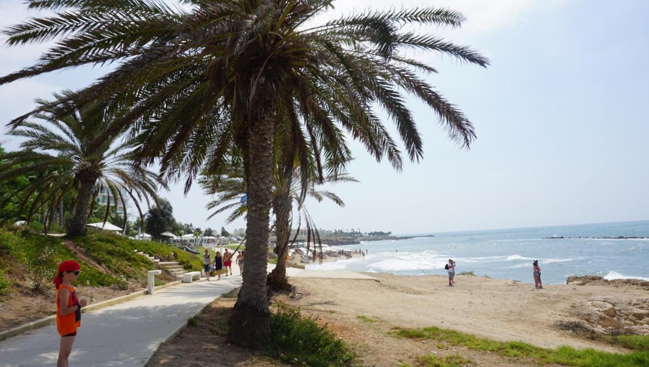 Limnaria Gardens Paphos, Near Apartment