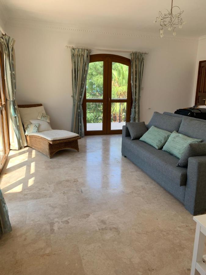 Villa Spectacular Views From In Lapta *