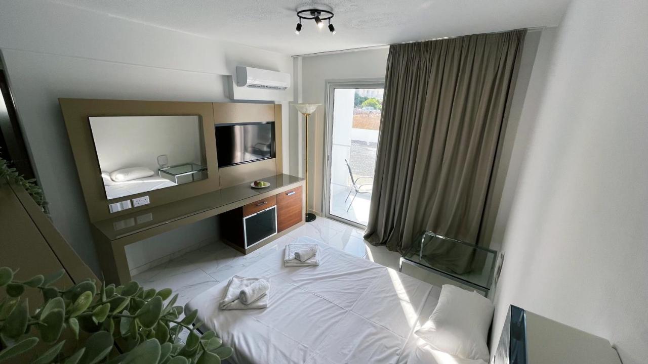Apartment Fotoxenia Luxury Apts *