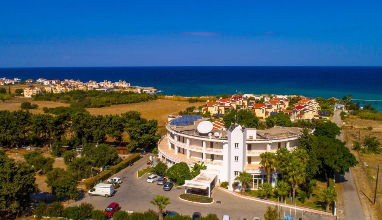 Hotel Sempati 3*
