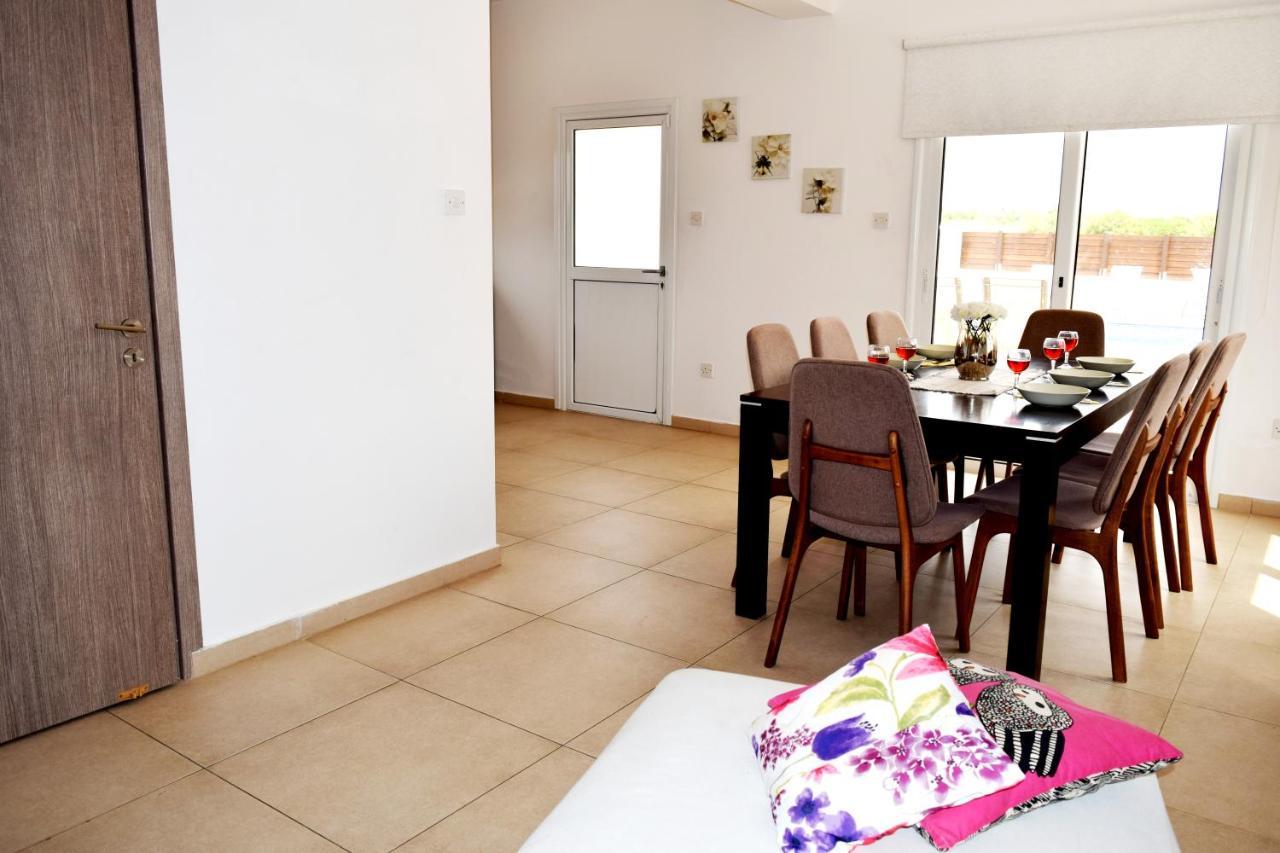 Nissi Ourania * Agia Napa