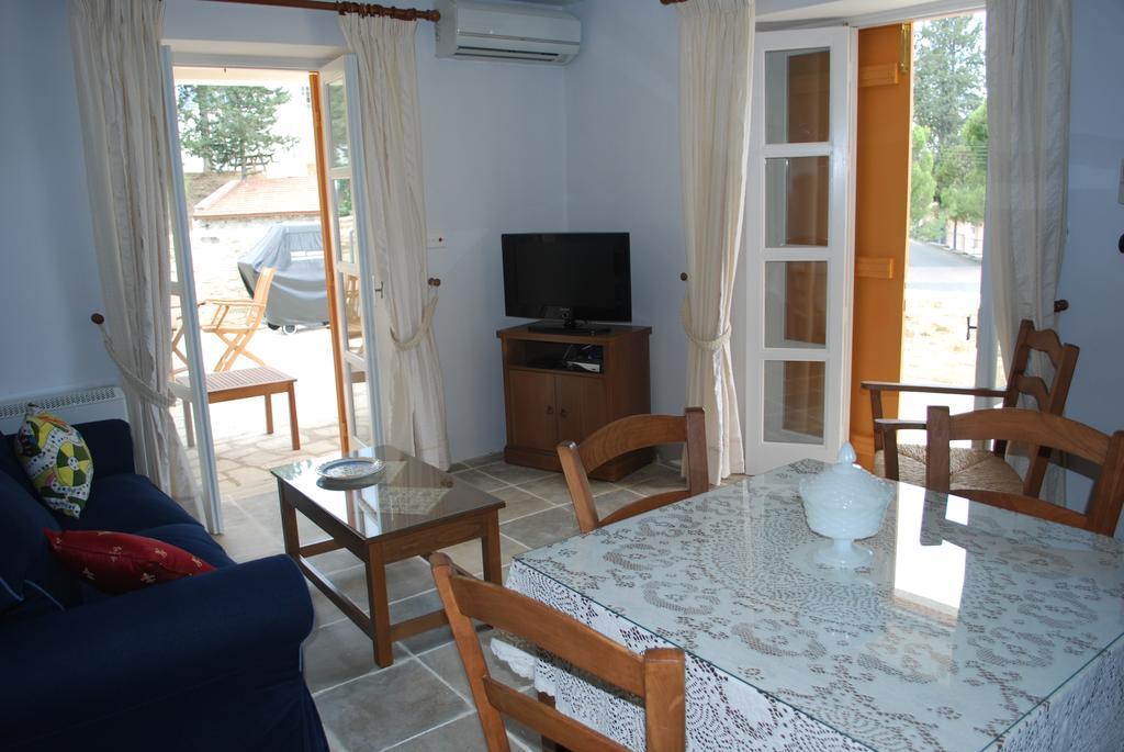 Aunt Maria's Apartment *