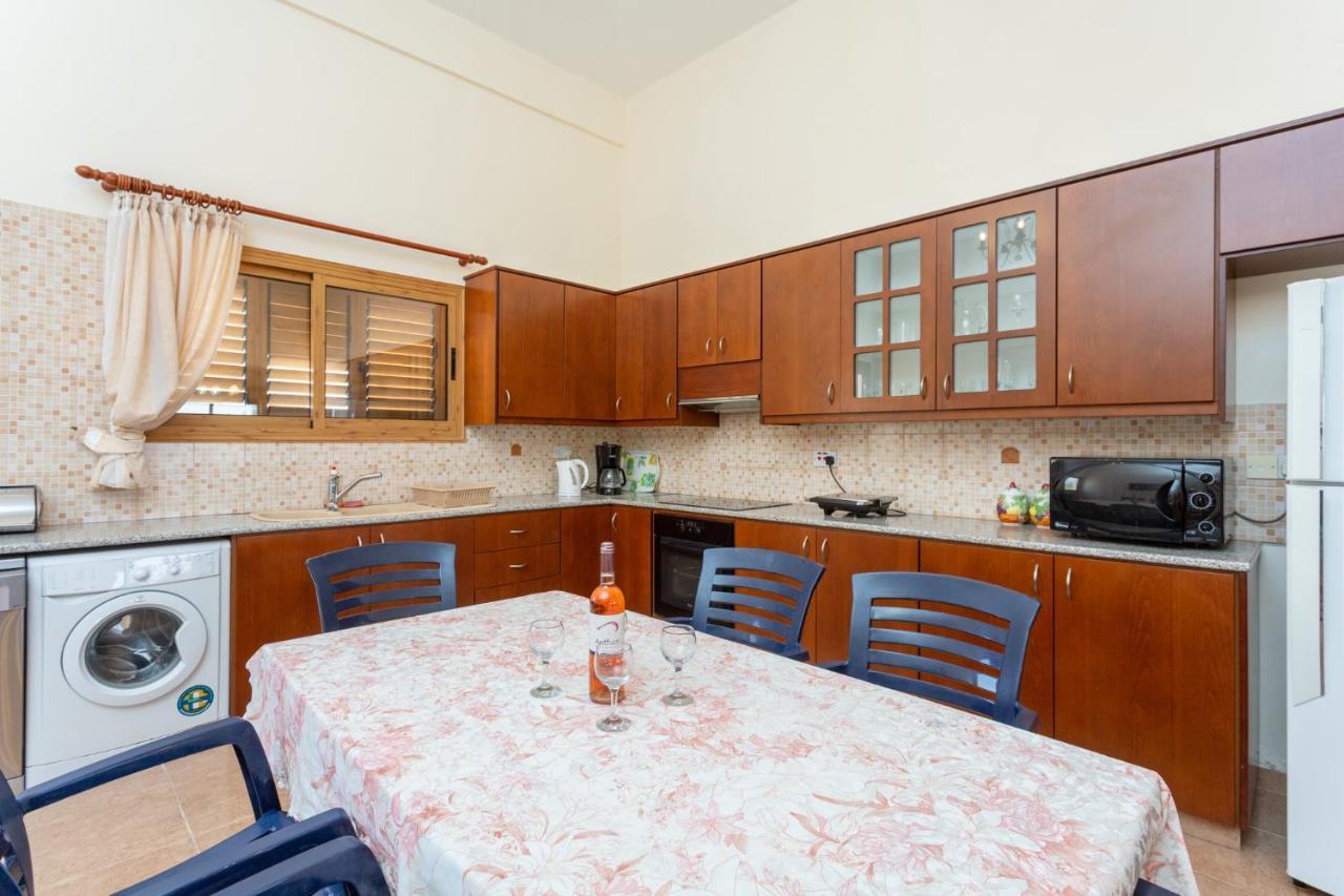 Villa Achilles Beach *