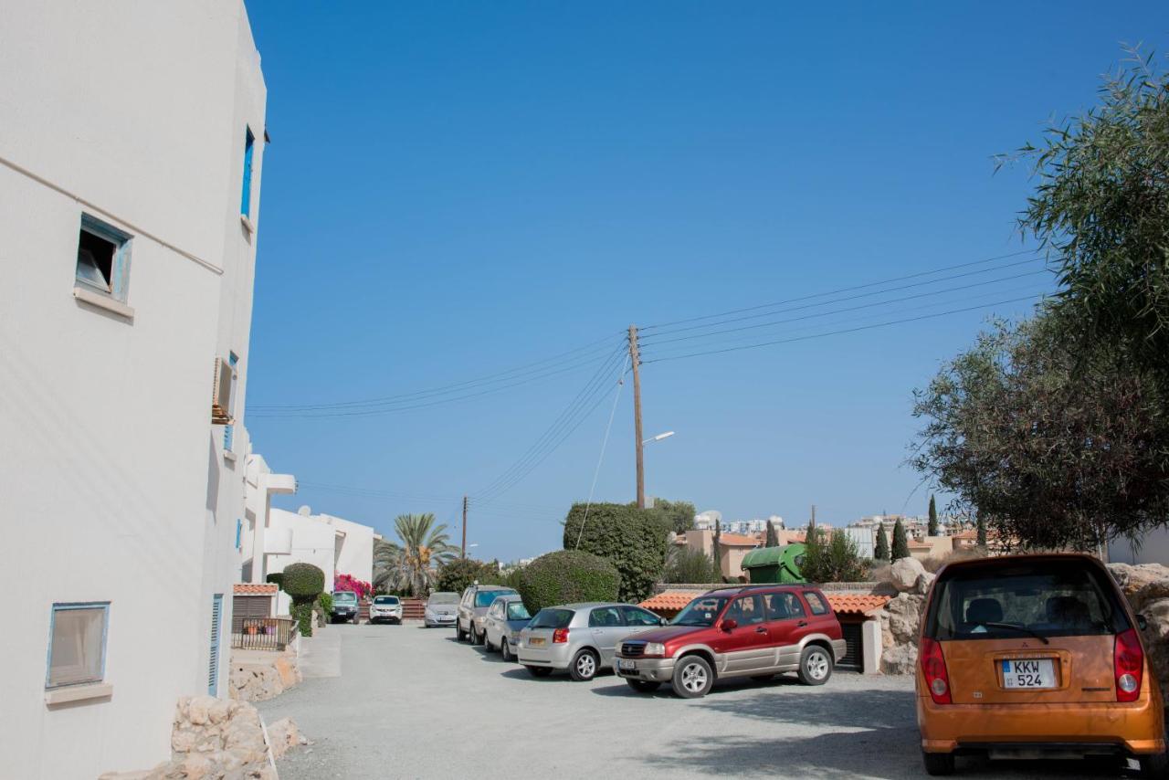 Modern Not Far From The Apartment Paphos