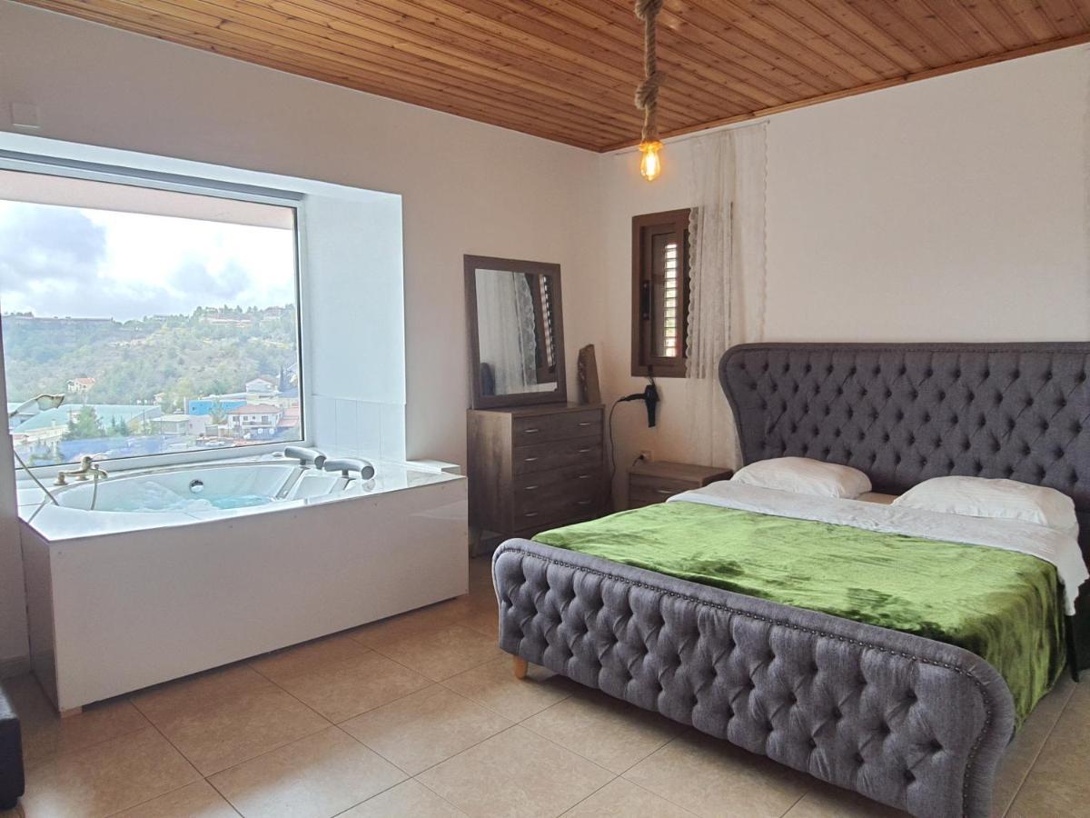 Pousada Aprosmeno Jacuzzi House 1