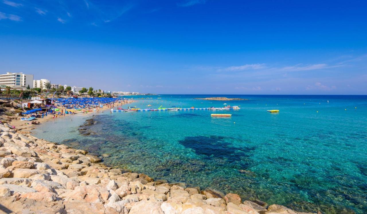 Bay * Protaras