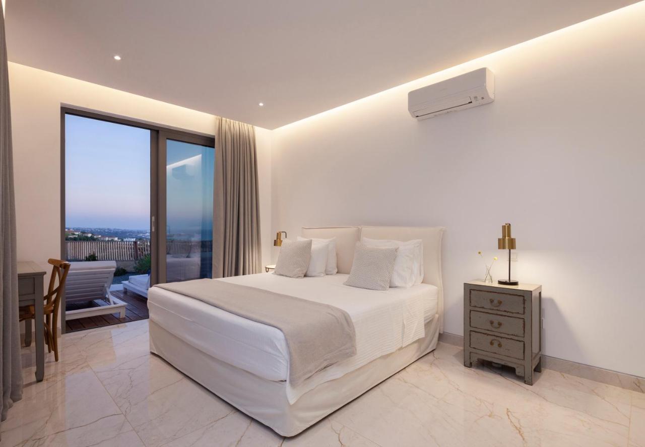 White Pearl Villa *